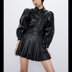 Zara faux fur pleated Bermuda skort